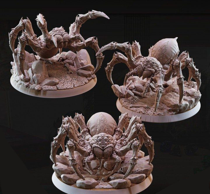 Giant spider diorama 3d print table game wargame dimensione standard set da 3 miniature da 10cm | ModelsAndMiniature